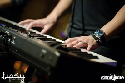 Season Five Live at Tipsy Bkk — photo 55