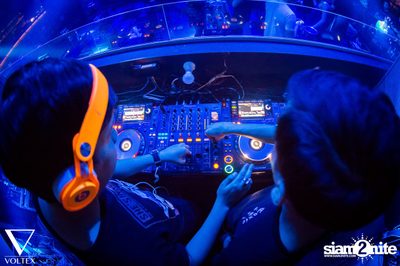 Voltex นำเสนอ Rave in Lips ที่ ไซออน ไนท์ คลับ — photo 40