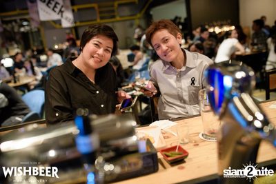 Canadian Weekend ที่ วิชเบียร์ โฮม บาร์ — photo 41