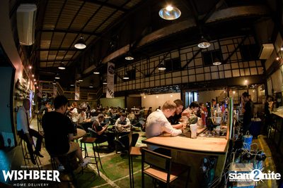 Canadian Weekend ที่ วิชเบียร์ โฮม บาร์ — photo 47