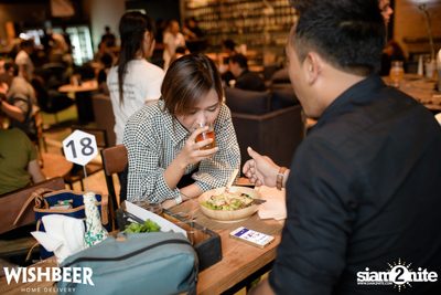 Canadian Weekend ที่ วิชเบียร์ โฮม บาร์ — photo 51