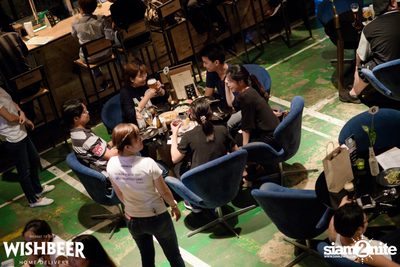 Canadian Weekend ที่ วิชเบียร์ โฮม บาร์ — photo 73