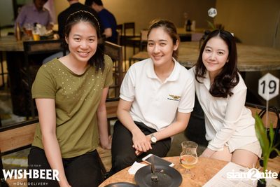 Canadian Weekend ที่ วิชเบียร์ โฮม บาร์ — photo 86
