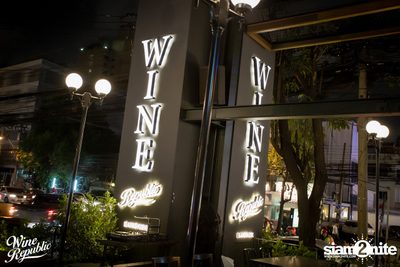 Friday Night at Wine Republic Thonglor — photo 1