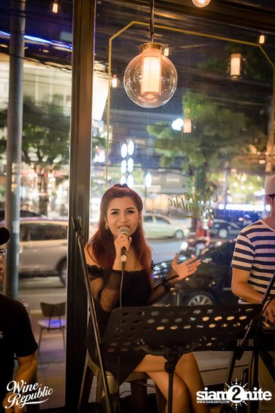 Friday Night at Wine Republic Thonglor — photo 16