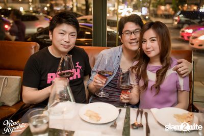Friday Night at Wine Republic Thonglor — photo 53