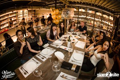 Friday Night at Wine Republic Thonglor — photo 57