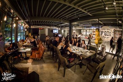 Friday Night at Wine Republic Thonglor — photo 62