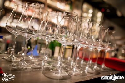Friday Night at Wine Republic Thonglor — photo 96