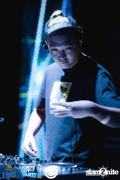 Singha Light pres. Lights Out Party at Boytoys — photo 3