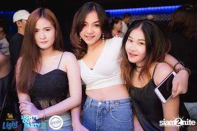 Singha Light pres. Lights Out Party at Boytoys — photo 11