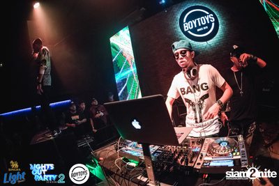 Singha Light pres. Lights Out Party at Boytoys — photo 87
