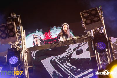 MET FEST 2017 Night Vibe On the Street at Oasis Outdoor Arena — photo 34