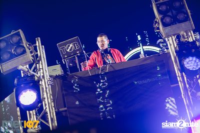 MET FEST 2017 Night Vibe On the Street at Oasis Outdoor Arena — photo 52