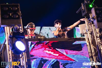 MET FEST 2017 Night Vibe On the Street at Oasis Outdoor Arena — photo 59