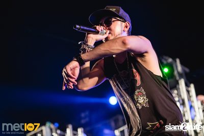 MET FEST 2017 Night Vibe On the Street at Oasis Outdoor Arena — photo 86
