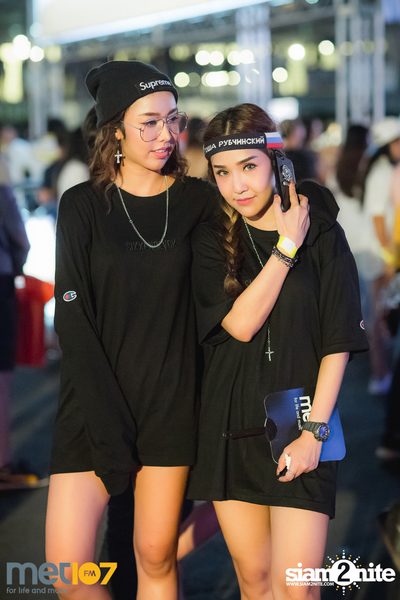 MET FEST 2017 Night Vibe On the Street at Oasis Outdoor Arena — photo 102