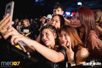 MET FEST 2017 Night Vibe On the Street at Oasis Outdoor Arena — photo 128
