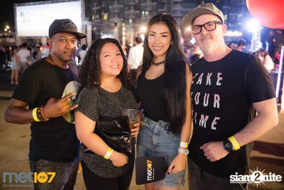 MET FEST 2017 Night Vibe On the Street at Oasis Outdoor Arena — photo 176