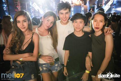 MET FEST 2017 Night Vibe On the Street at Oasis Outdoor Arena — photo 184