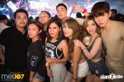 MET FEST 2017 Night Vibe On the Street at Oasis Outdoor Arena — photo 186