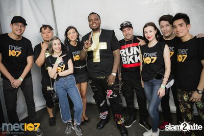MET FEST 2017 Night Vibe On the Street at Oasis Outdoor Arena — photo 193
