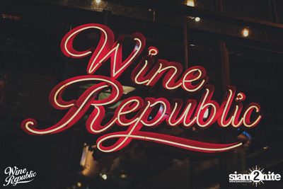 V Violette Live at Wine Republic — photo 22