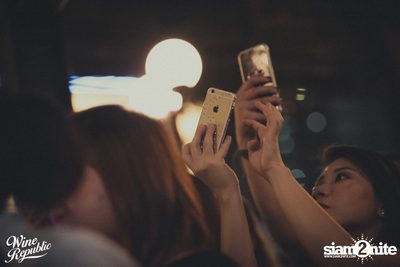 V Violette Live at Wine Republic — photo 58