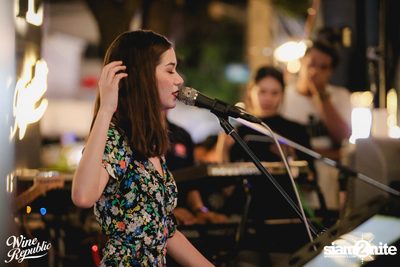 V Violette Live at Wine Republic — photo 67