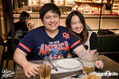 Friday Night at Wine Republic Thonglor — photo 10