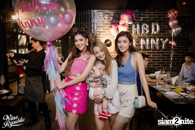 Friday Night at Wine Republic Thonglor — photo 20