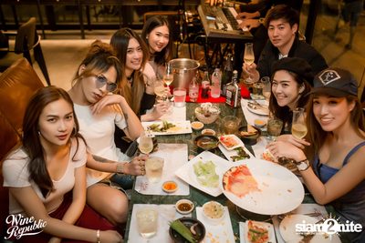 Friday Night at Wine Republic Thonglor — photo 80