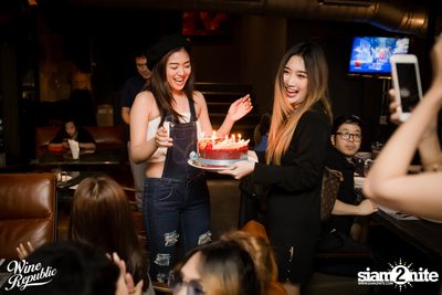 Friday Night at Wine Republic Thonglor — photo 93