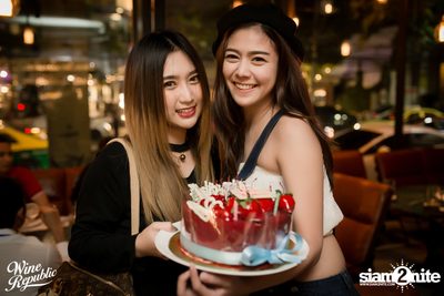 Friday Night at Wine Republic Thonglor — photo 95
