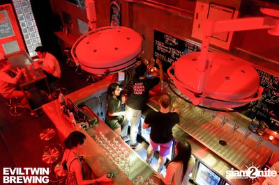 Evil Twin Launch Party กับ Imperial Doughnut Break ที่ แฮร์ออฟ เดอะ ด็อก — photo 8