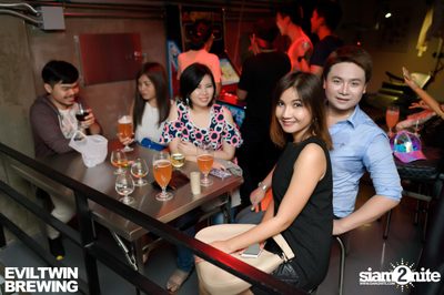Evil Twin Launch Party กับ Imperial Doughnut Break ที่ แฮร์ออฟ เดอะ ด็อก — photo 29