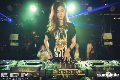 EDM Boat Party | Season 4 at Asiatique — photo 5