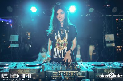 EDM Boat Party | Season 4 at Asiatique — photo 6