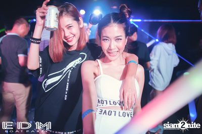 EDM Boat Party | Season 4 at Asiatique — photo 81