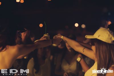 EDM Boat Party | Season 4 at Asiatique — photo 100