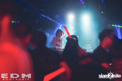 EDM Boat Party | Season 4 at Asiatique — photo 107