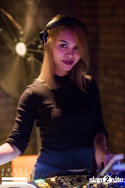 Jenny & The Scallywags Live at Above Eleven — photo 88