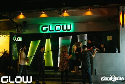 Edu Imbernon & Daron at Glow — photo 1