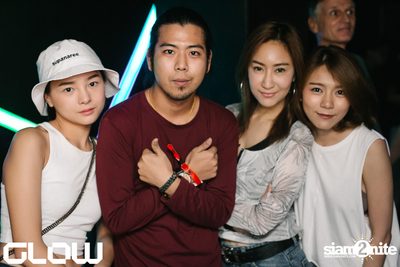 Edu Imbernon & Daron at Glow — photo 9