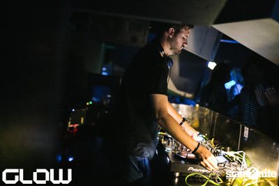 Edu Imbernon & Daron at Glow — photo 20