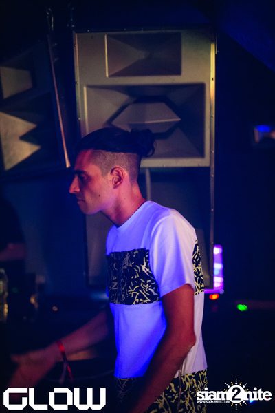 Edu Imbernon & Daron at Glow — photo 50