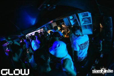 Edu Imbernon & Daron at Glow — photo 55