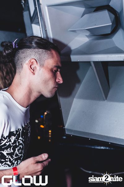 Edu Imbernon & Daron at Glow — photo 62