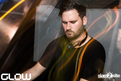 Edu Imbernon & Daron at Glow — photo 73