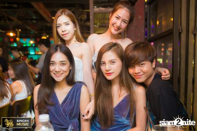 Two Popetorn at Atmos Thonglor — photo 29